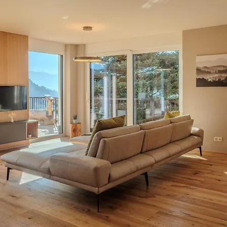 Adlerblick Penthouse Mit Seeblick Annenheim