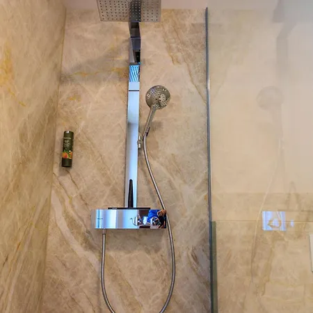 Adlerblick Penthouse Mit Panoramaseeblick Ossiacher * Анненхайм