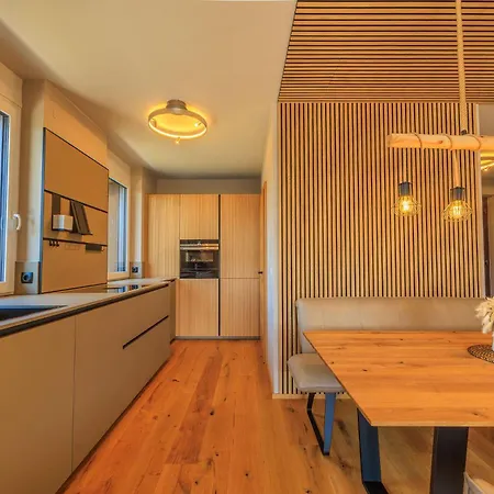 Adlerblick Penthouse Mit Panoramaseeblick Ossiacher Appartement *