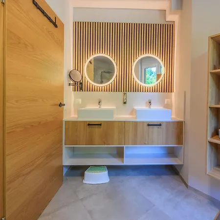 Adlerblick Penthouse Mit Panoramaseeblick Ossiacher Апартаменты