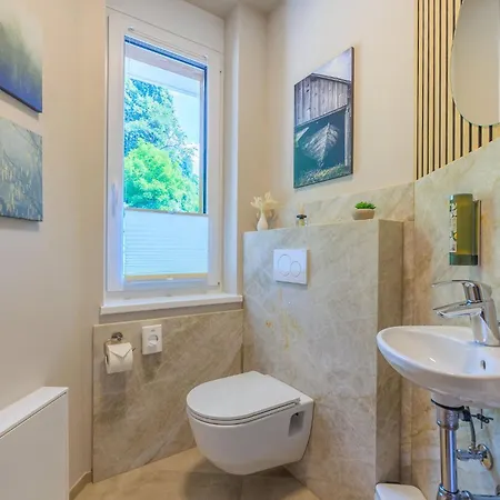 Апартаменты Adlerblick Penthouse Mit Panoramaseeblick Ossiacher