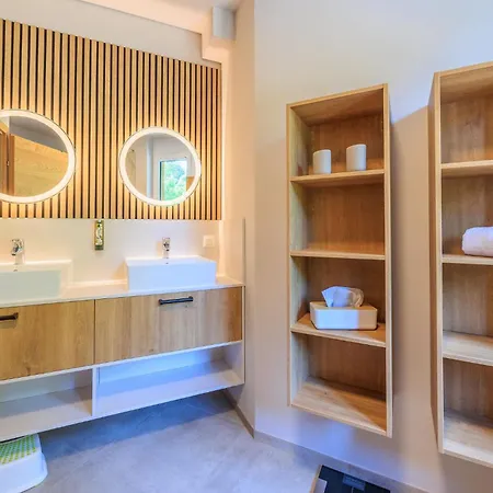 Adlerblick Penthouse Mit Panoramaseeblick Ossiacher Апартаменты Анненхайм