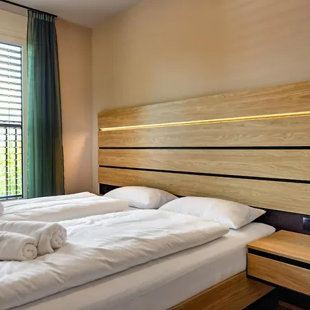 Adlerblick Penthouse Mit Panoramaseeblick Ossiacher Appartement