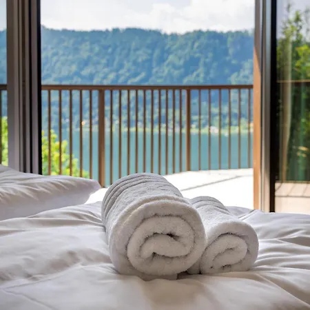 Lägenhet Adlerblick Penthouse Mit Panoramaseeblick Ossiacher Annenheim