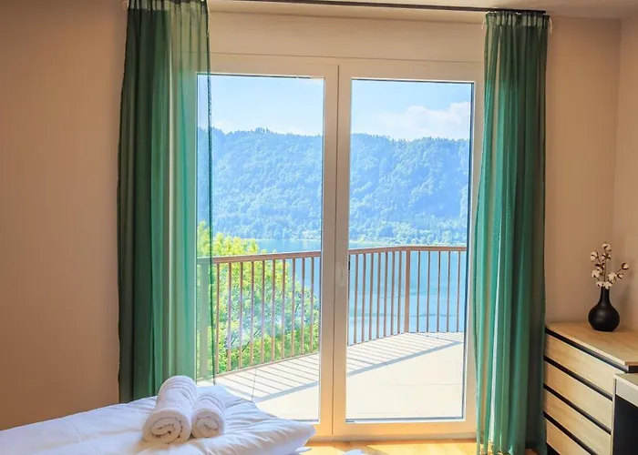 Lägenhet Adlerblick Penthouse Mit Panoramaseeblick Ossiacher