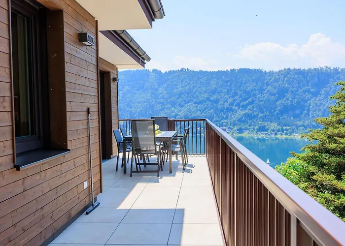 Adlerblick Penthouse Mit Panoramaseeblick Ossiacher Lägenhet *