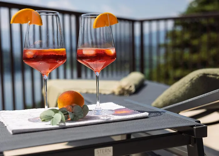 Lägenhet Adlerblick Penthouse Mit Panoramaseeblick Ossiacher